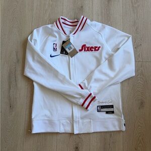 Nike White Jacket w/ Gold 'Brotherly Love' Script & Black NBA Patch- SIZE M, NWT